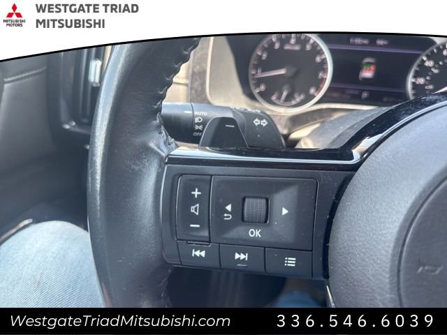 Used 2022 Nissan Pathfinder SV image 26