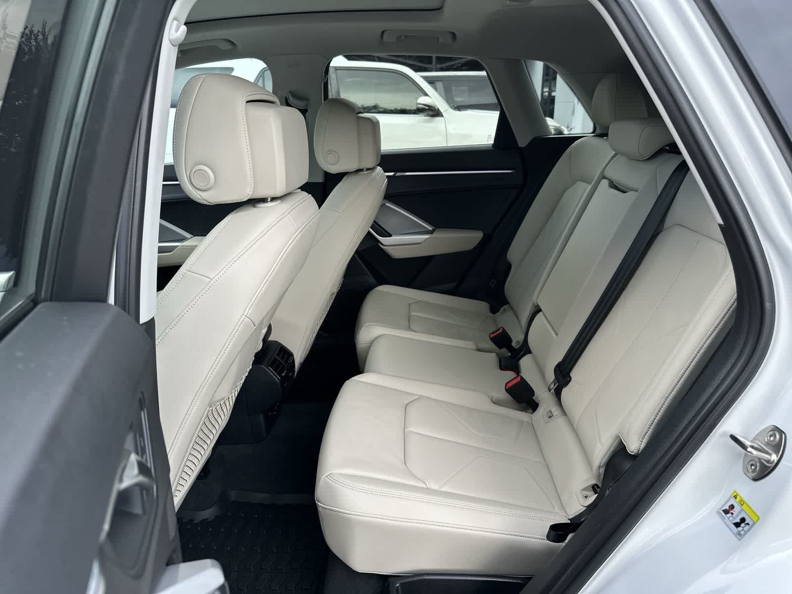 Used 2024 Audi Q3 2.0T Premium Plus AWD/4WD image 4