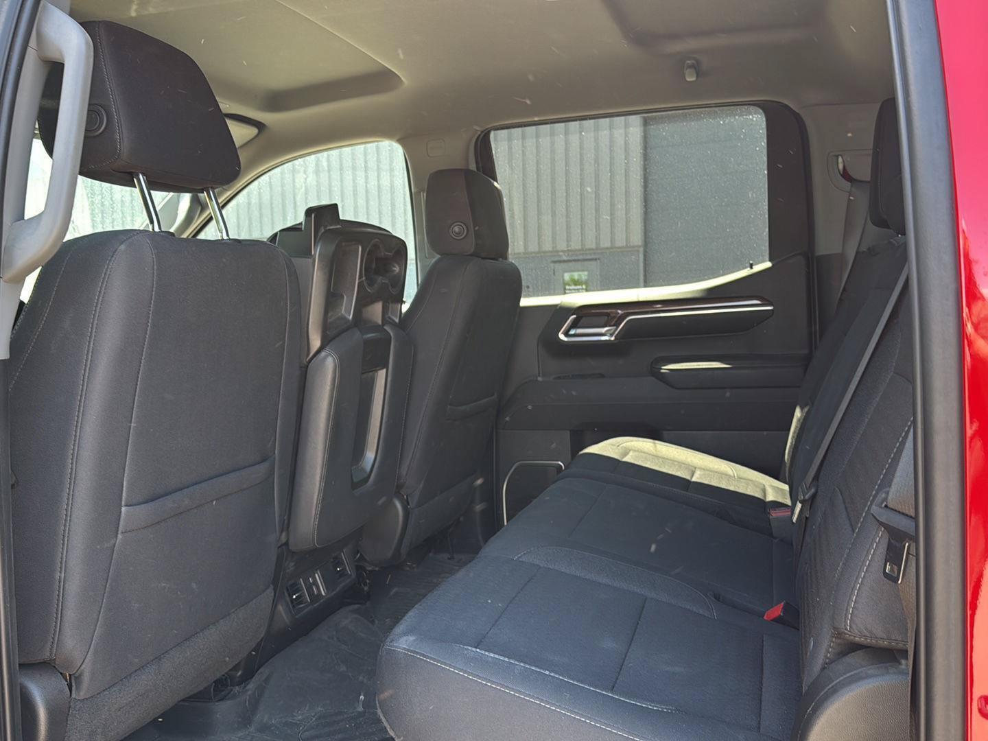 Used 2023 Chevrolet Silverado 1500 LT AWD/4WD image 10