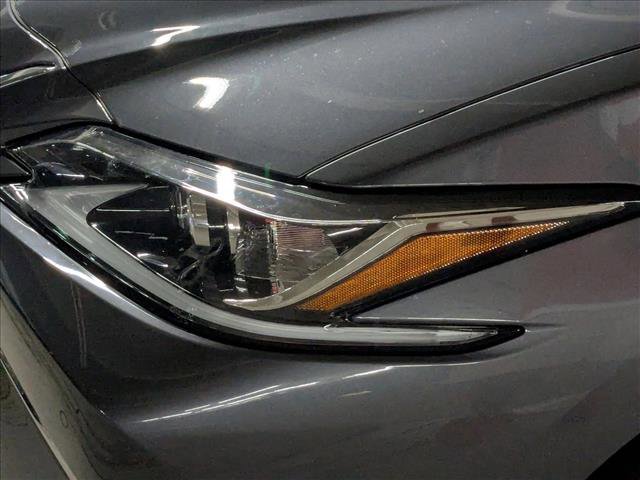Used 2024 Lexus ES 350 w/ Premium Package FWD image 9