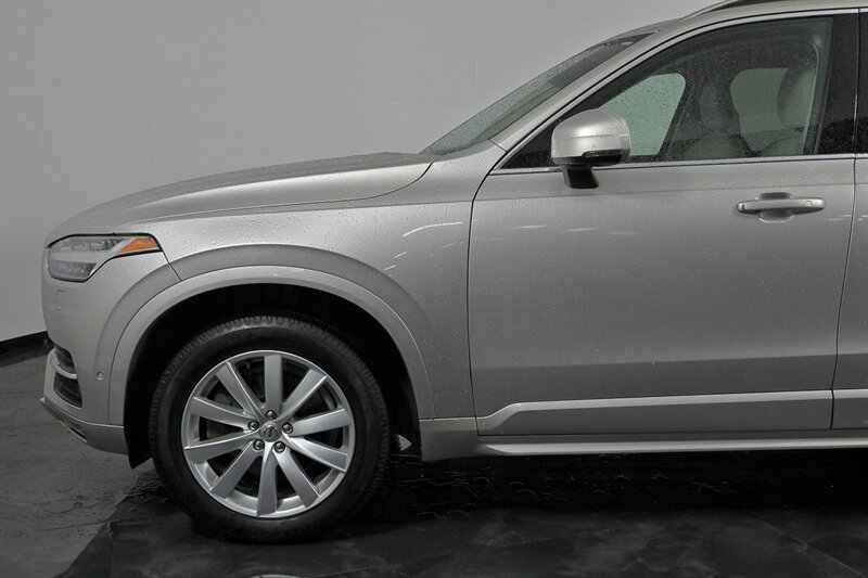 Used 2016 Volvo XC90 T6 Momentum w/ Momentum Plus Package AWD/4WD image 6