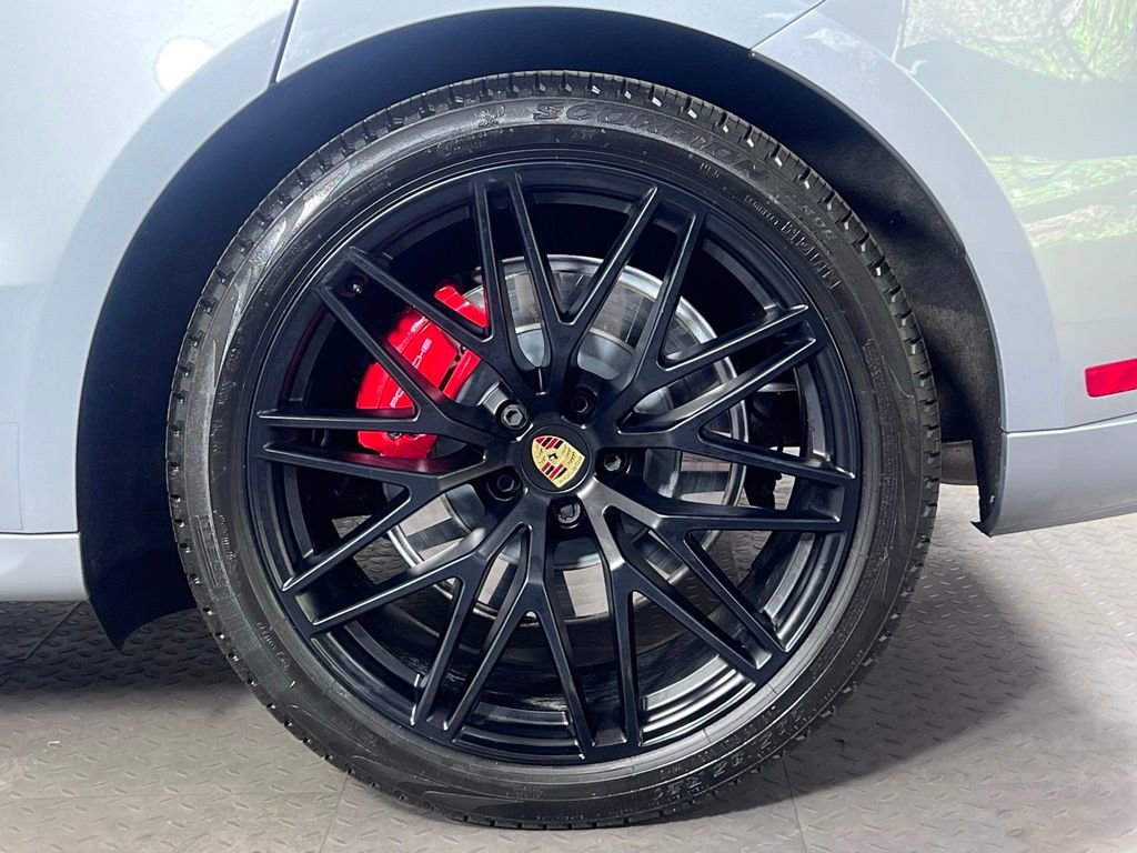 Certified 2023 Porsche Macan GTS w/ Premium Package Plus AWD/4WD image 12