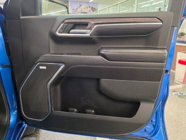 Used 2022 Chevrolet Silverado 1500 LTZ w/ Technology Package AWD/4WD image 31