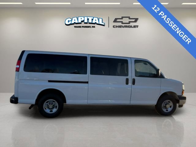 Used 2024 Chevrolet Express 3500 LT w/ LT Preferred Equipment Group RWD image 6