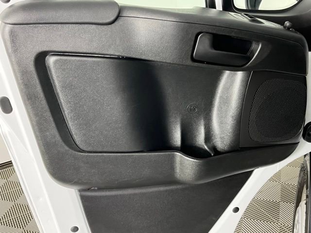 Used 2025 RAM ProMaster 2500 w/ Convenience Group FWD image 22