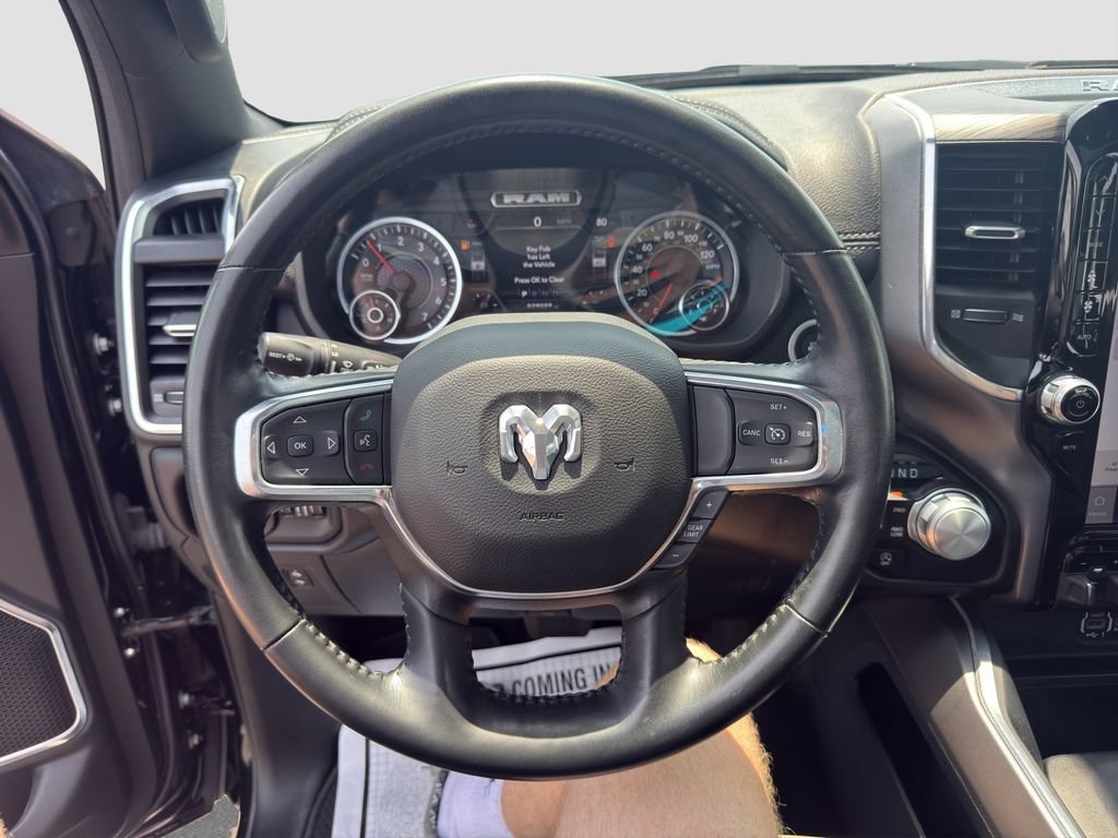 Used 2023 RAM 1500 Laramie AWD/4WD image 10