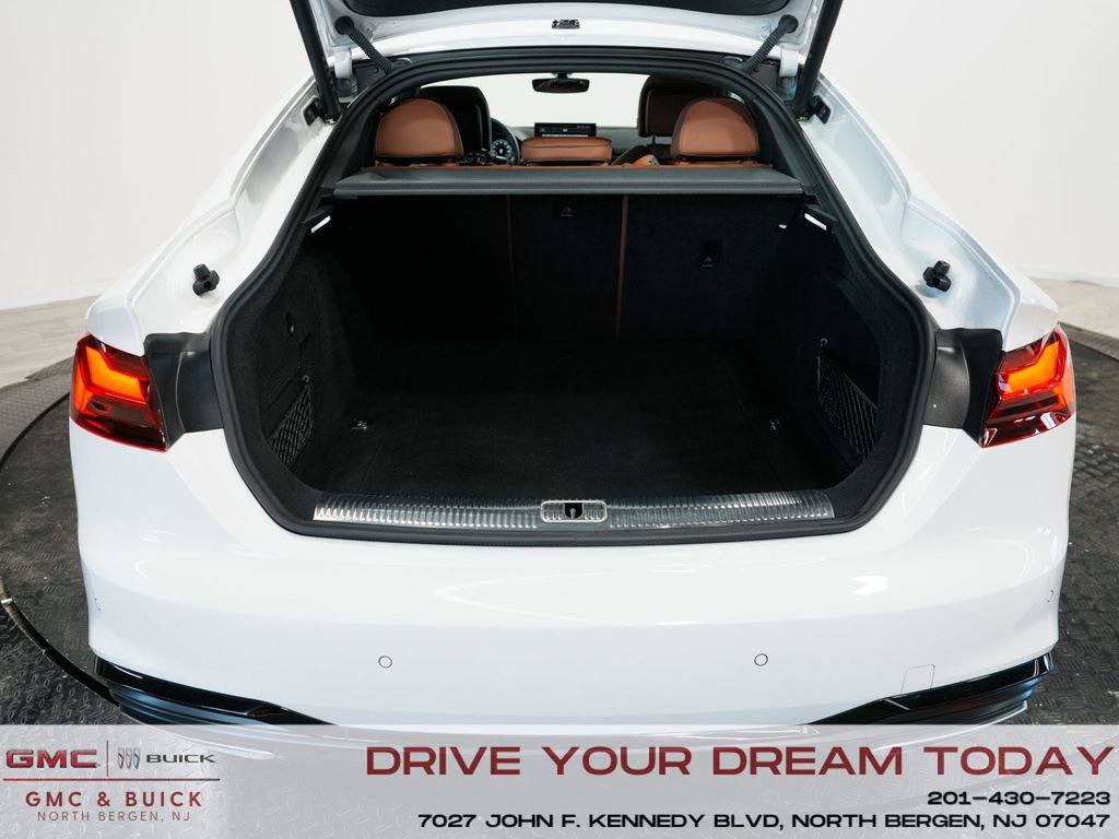 Used 2025 Audi A5 2.0T Premium Plus image 41