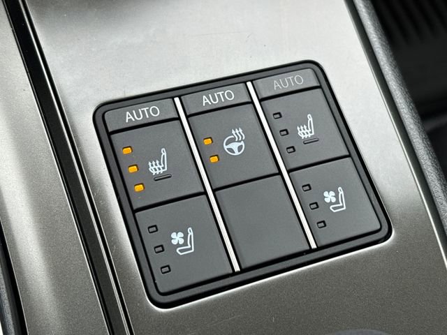 Used 2025 Lexus UX 300h AWD w/ Cold Area Package image 18