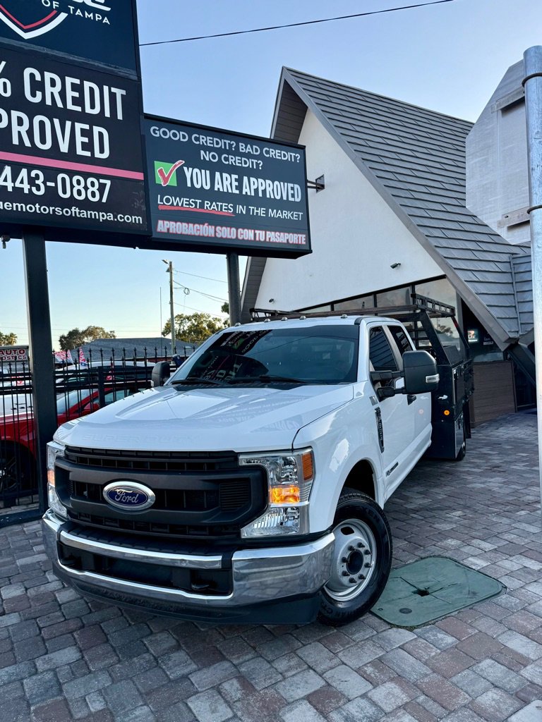Used 2020 Ford F350 XL w/ Power Equipment Group RWD image 2
