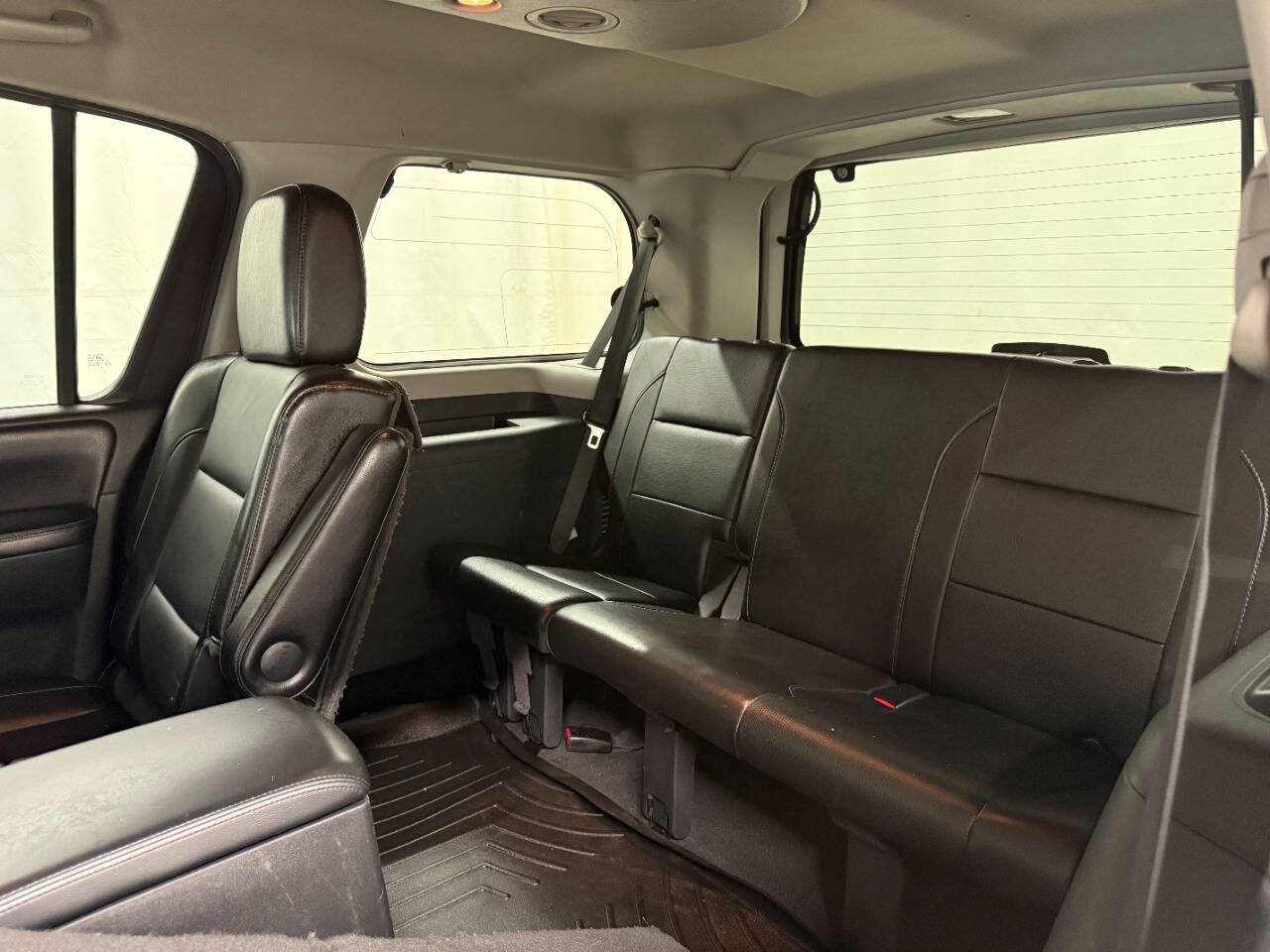 Used 2014 Nissan Armada Platinum w/ 2nd Row Captain Seat Package AWD/4WD image 9