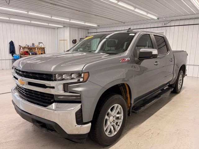 Used 2020 Chevrolet Silverado 1500 LT w/ True North Edition AWD/4WD image 3
