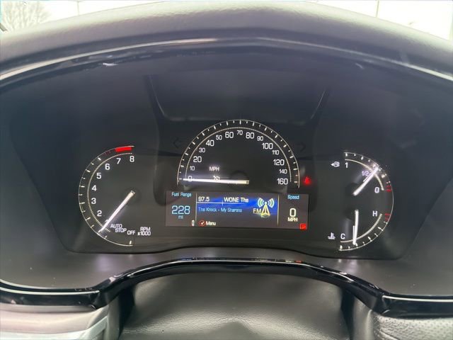 Used 2018 Cadillac XT5 Luxury w/ LPO, Sport Package image 15