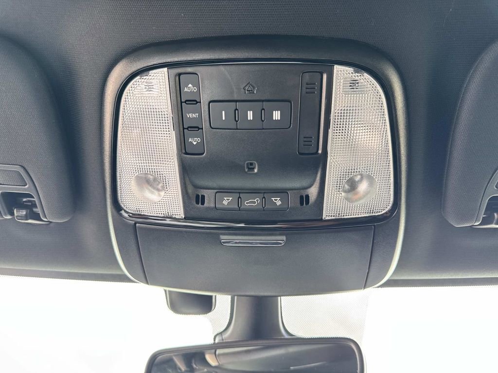 Used 2025 Dodge Durango GT image 48