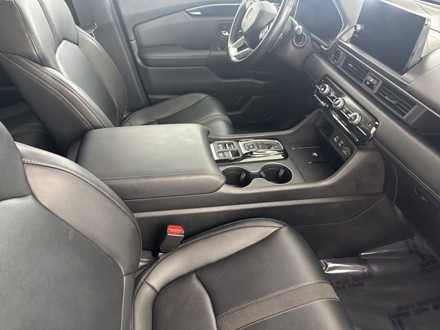 Used 2025 Honda Pilot EX-L image 27