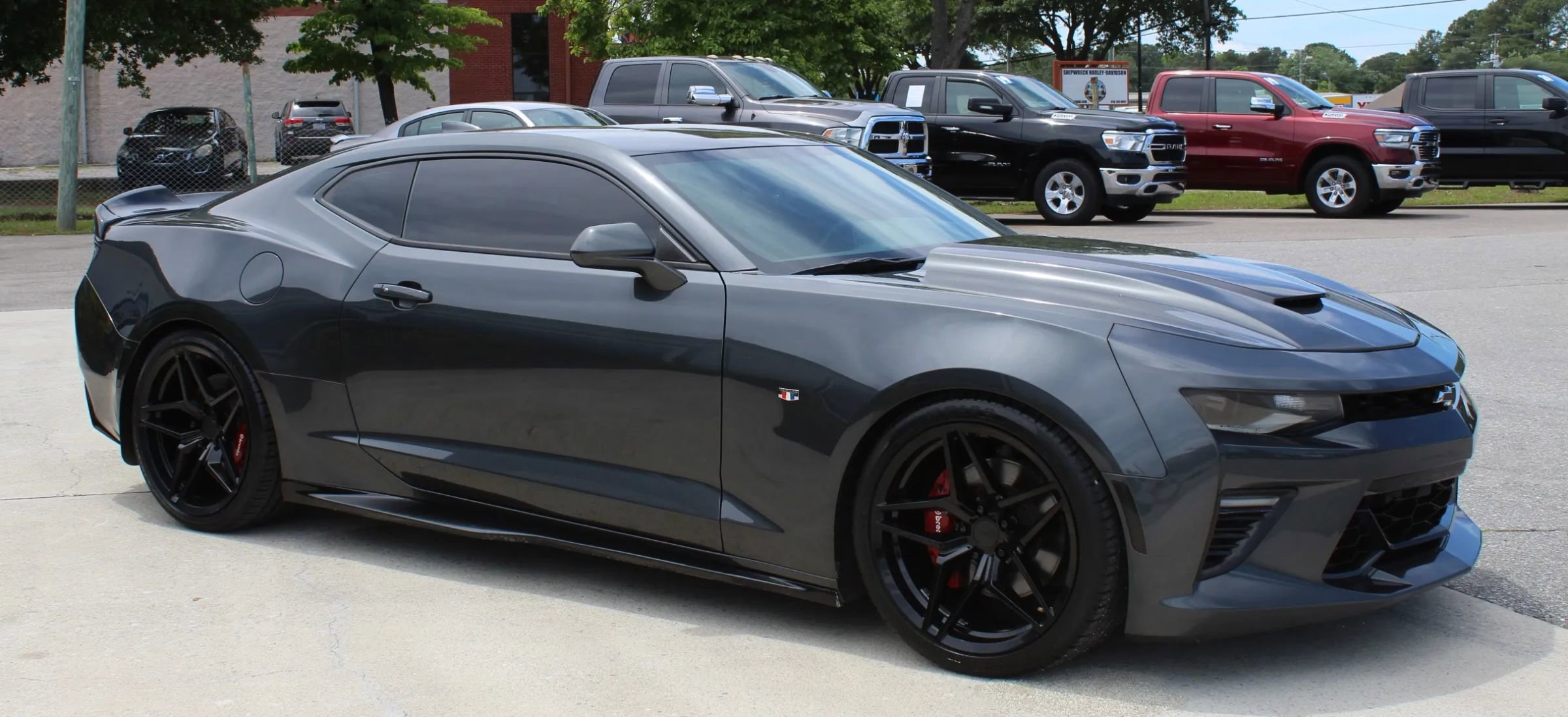 Used 2016 Chevrolet Camaro SS RWD image 7
