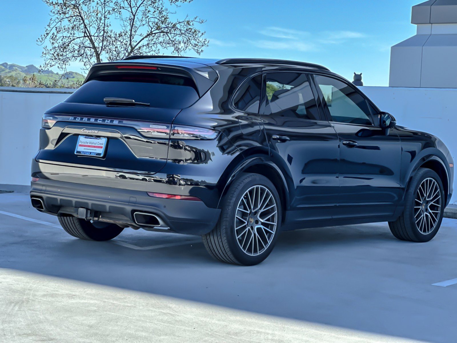 Used 2023 Porsche Cayenne image 8