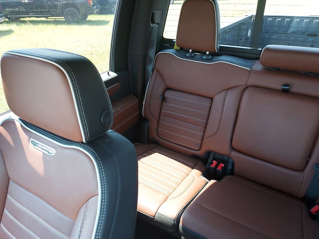 Used 2024 GMC Sierra 3500 Denali Ultimate image 12