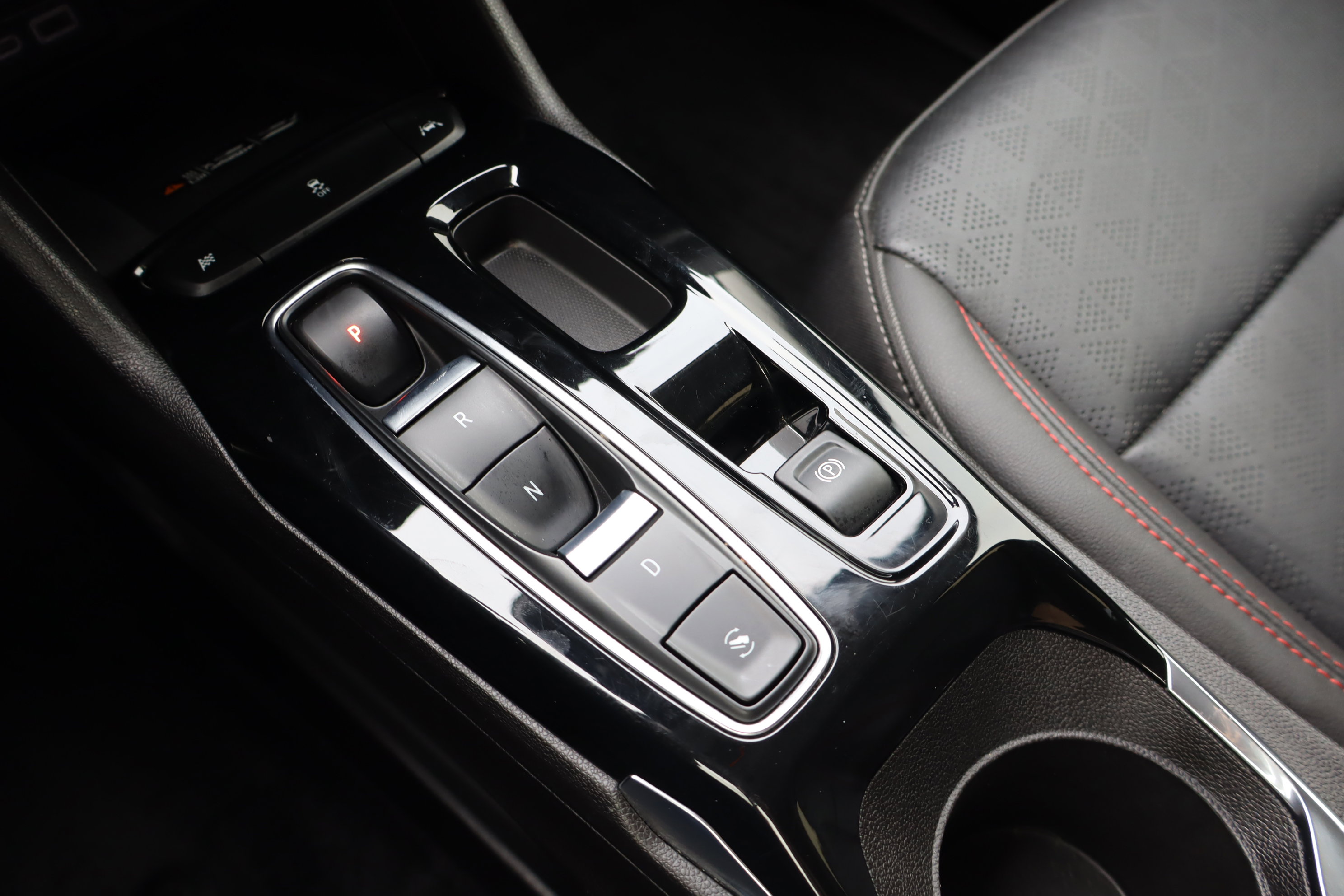 Certified 2023 Chevrolet Bolt EUV Premier w/ Sun & Sound Package image 29