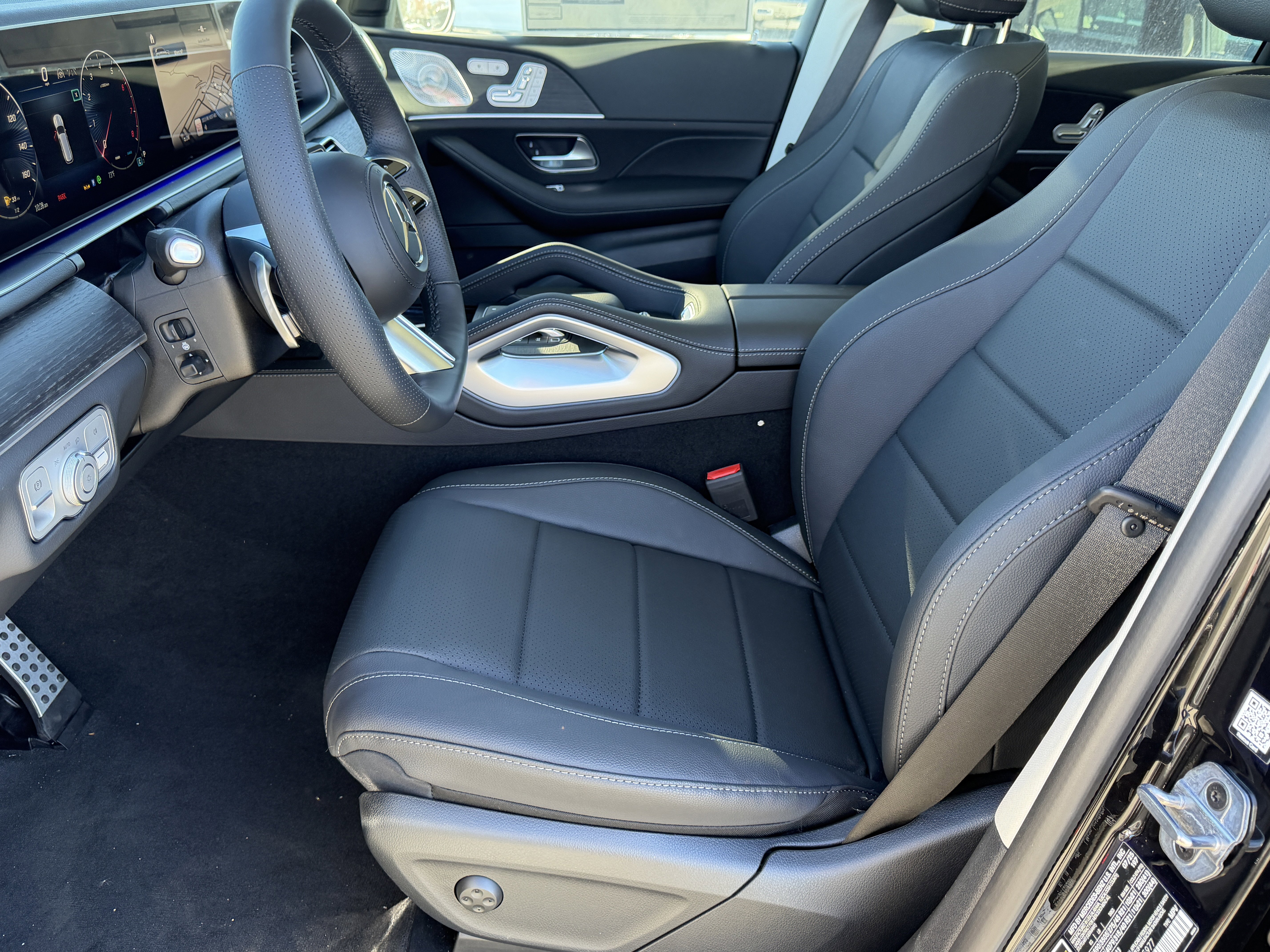 New 2026 Mercedes-Benz GLS 450 4MATIC image 15