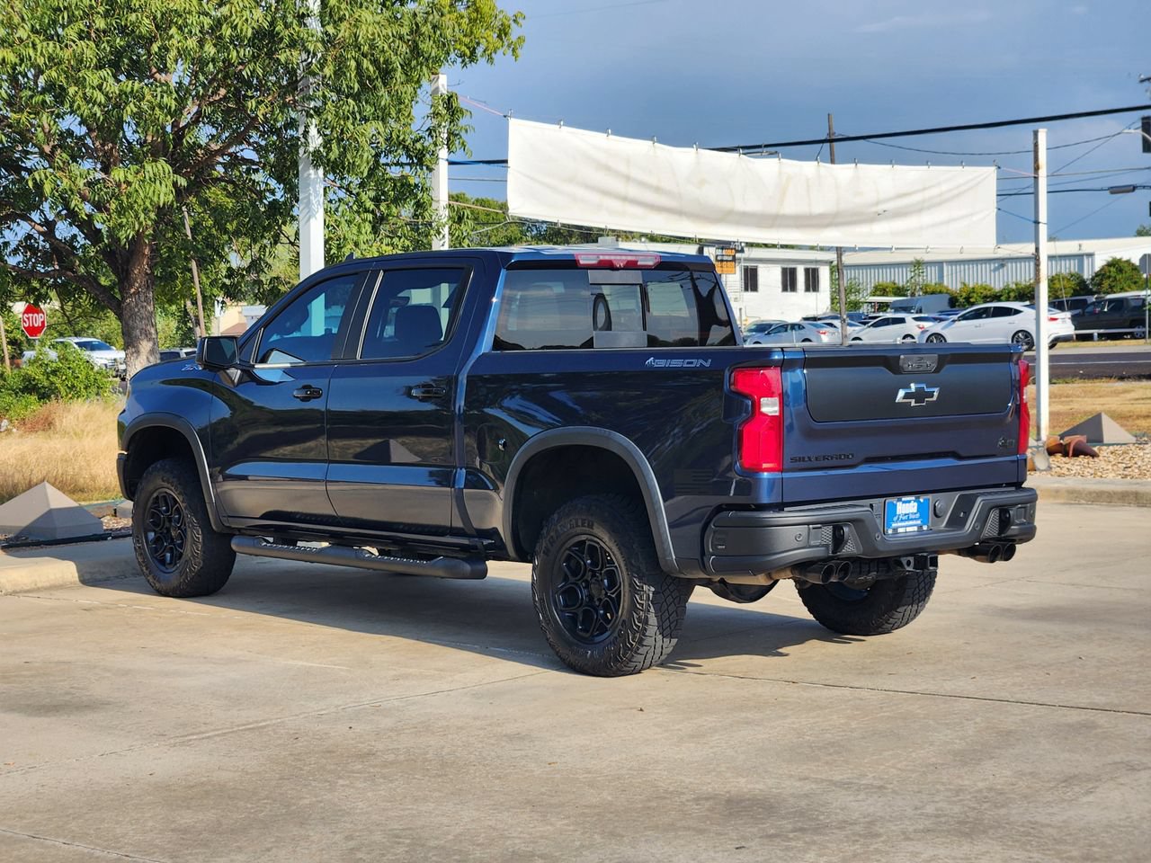 Used 2023 Chevrolet Silverado 1500 ZR2 w/ ZR2 Bison Edition AWD/4WD image 7