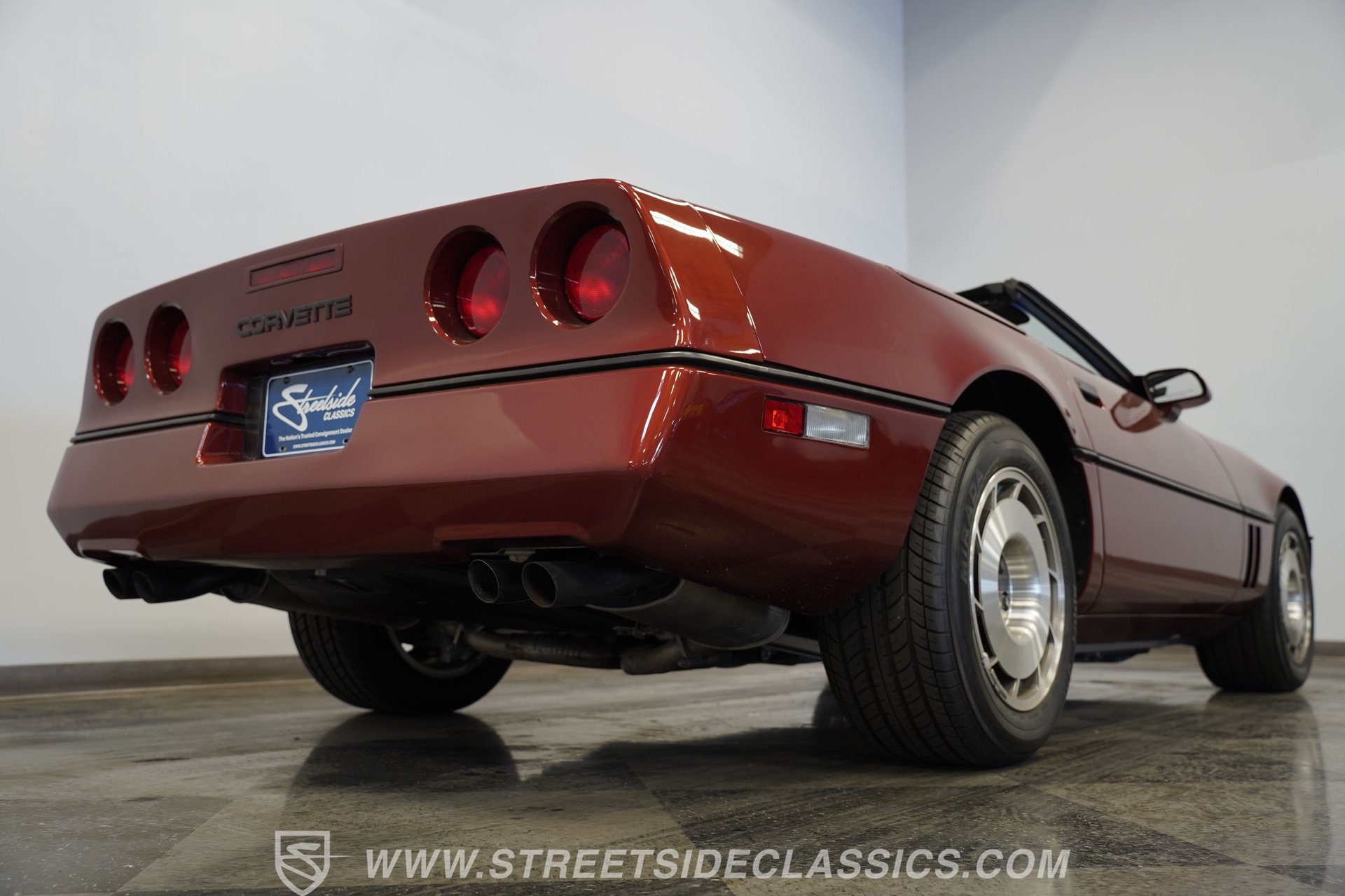 Used 1987 Chevrolet Corvette Convertible RWD image 36