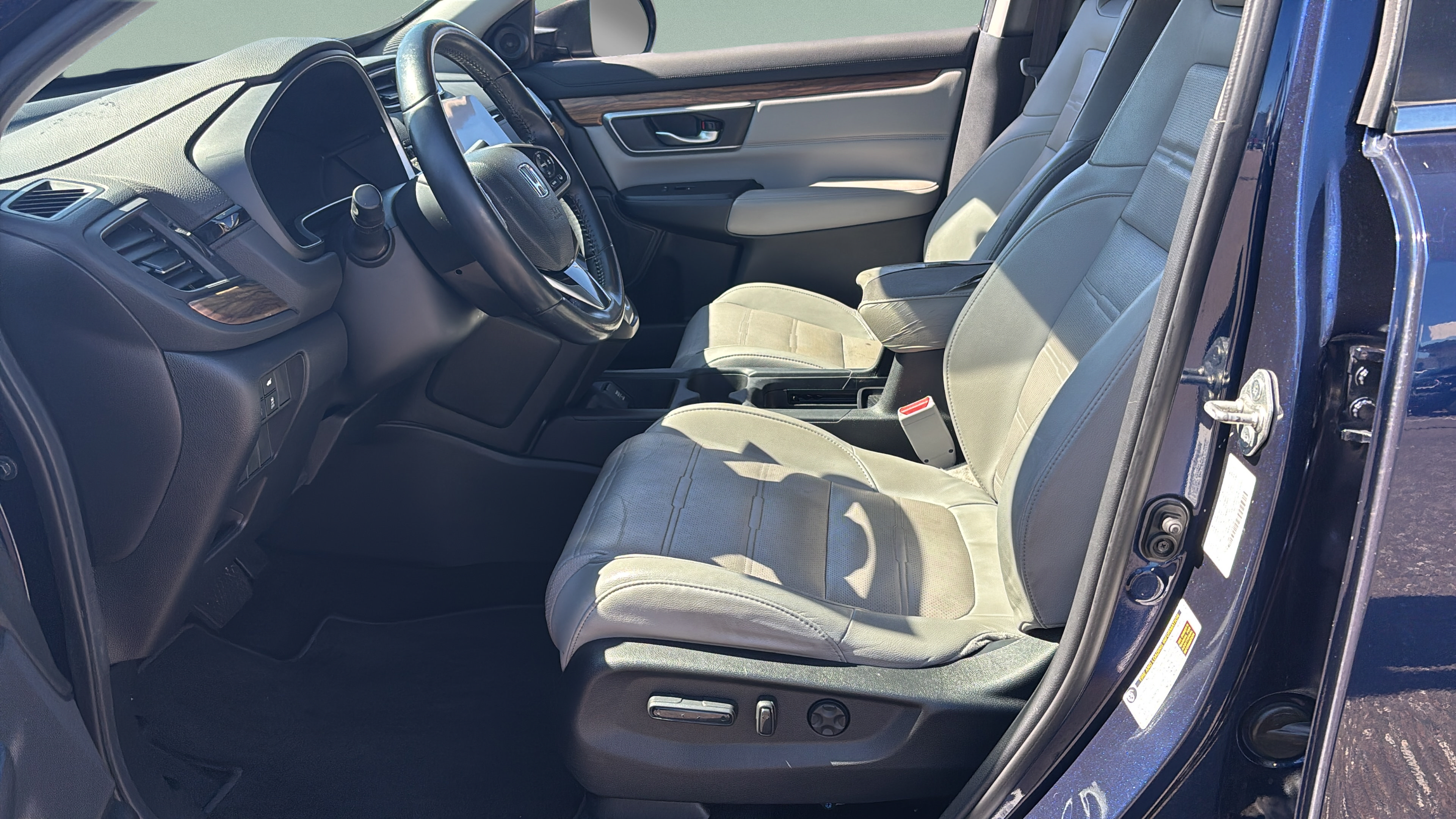 Used 2017 Honda CR-V EX-L image 7