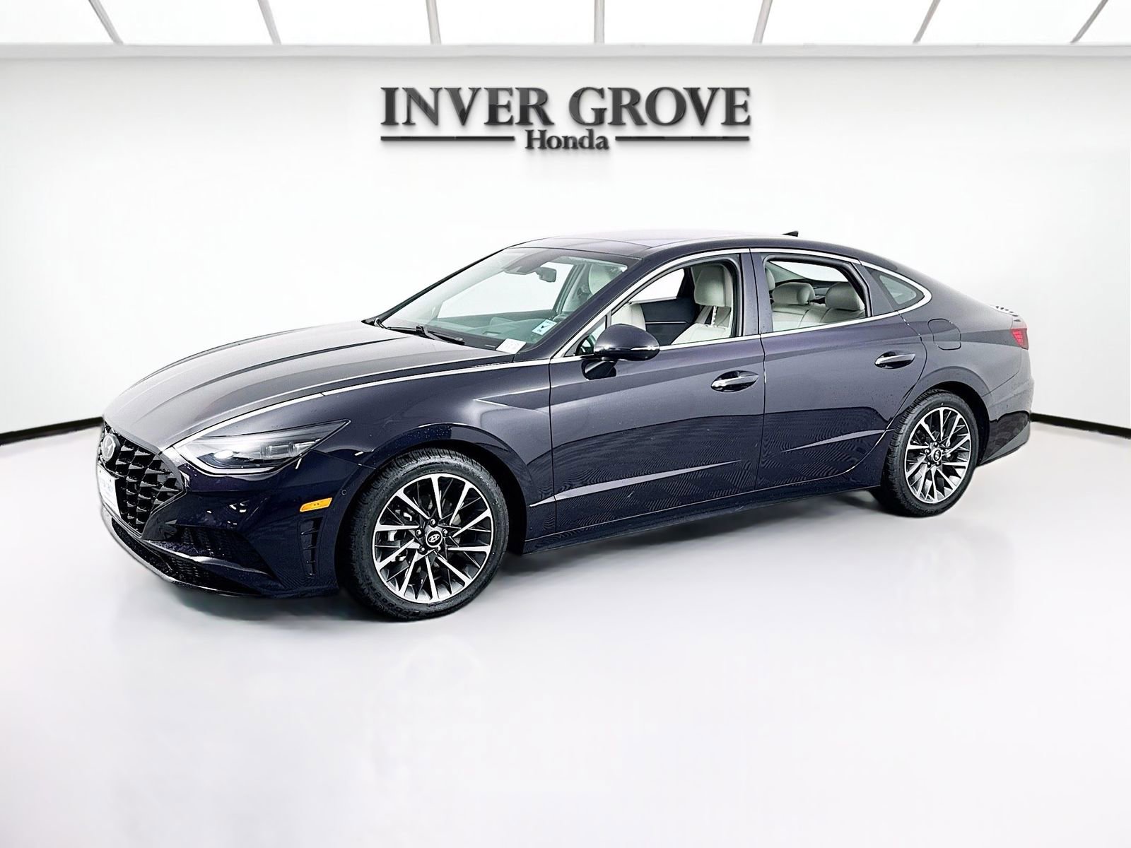 Used 2023 Hyundai Sonata Limited w/ Cargo Package