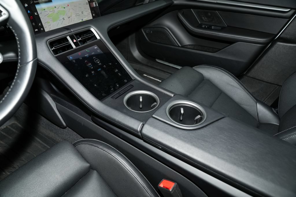 Certified 2025 Porsche Taycan 4S AWD/4WD image 25