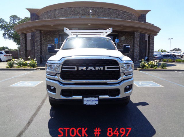 Used 2024 RAM 3500 Big Horn AWD/4WD image 11