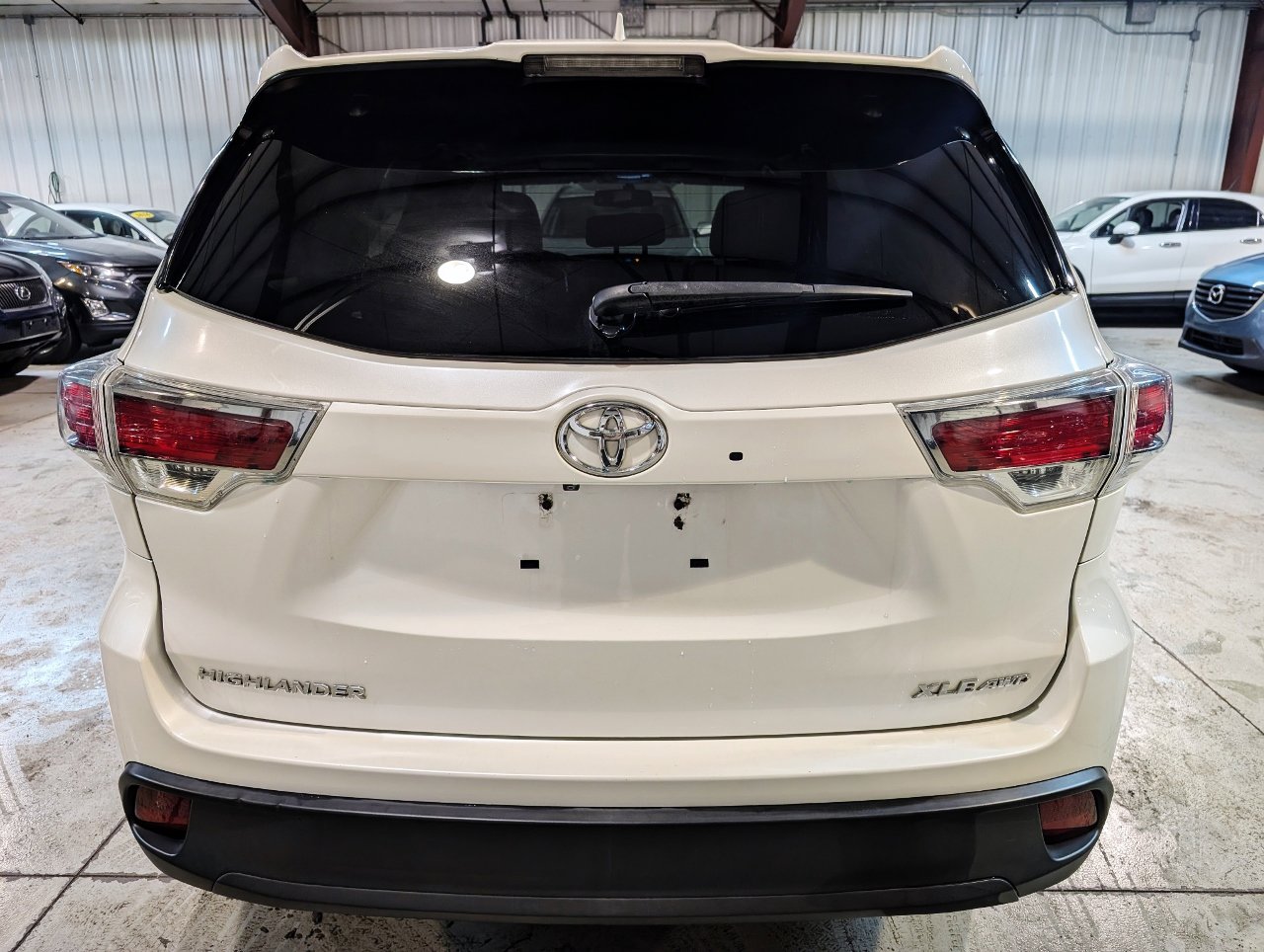 Used 2015 Toyota Highlander XLE image 8