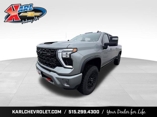 Used 2025 Chevrolet Silverado 2500 ZR2 w/ Technology Package AWD/4WD image 1