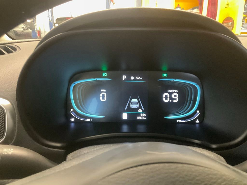 Used 2025 Kia Soul LX FWD image 21