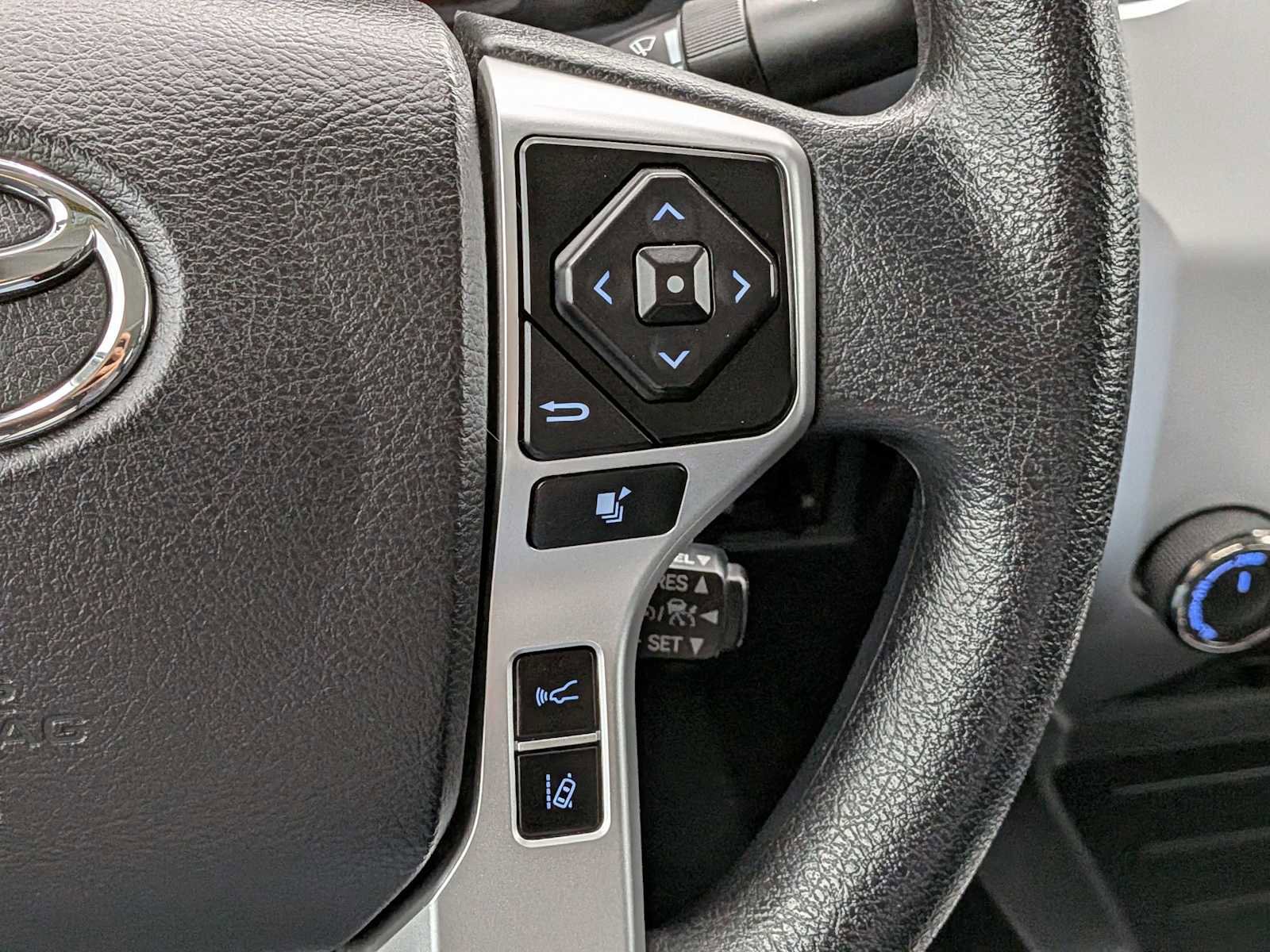 Used 2021 Toyota Tundra SR5 AWD/4WD image 22