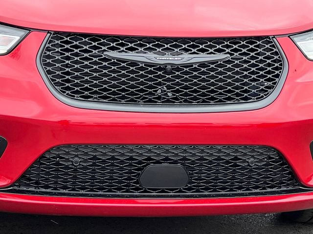 New 2026 Chrysler Pacifica Limited w/ S Appearance Package AWD/4WD image 45