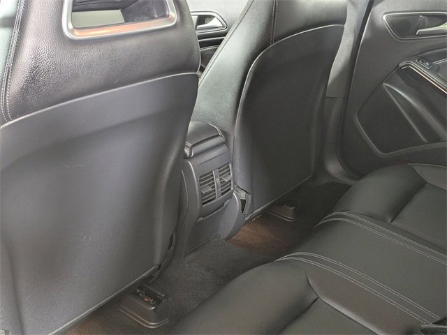 Used 2019 Mercedes-Benz CLA 250 4MATIC image 24