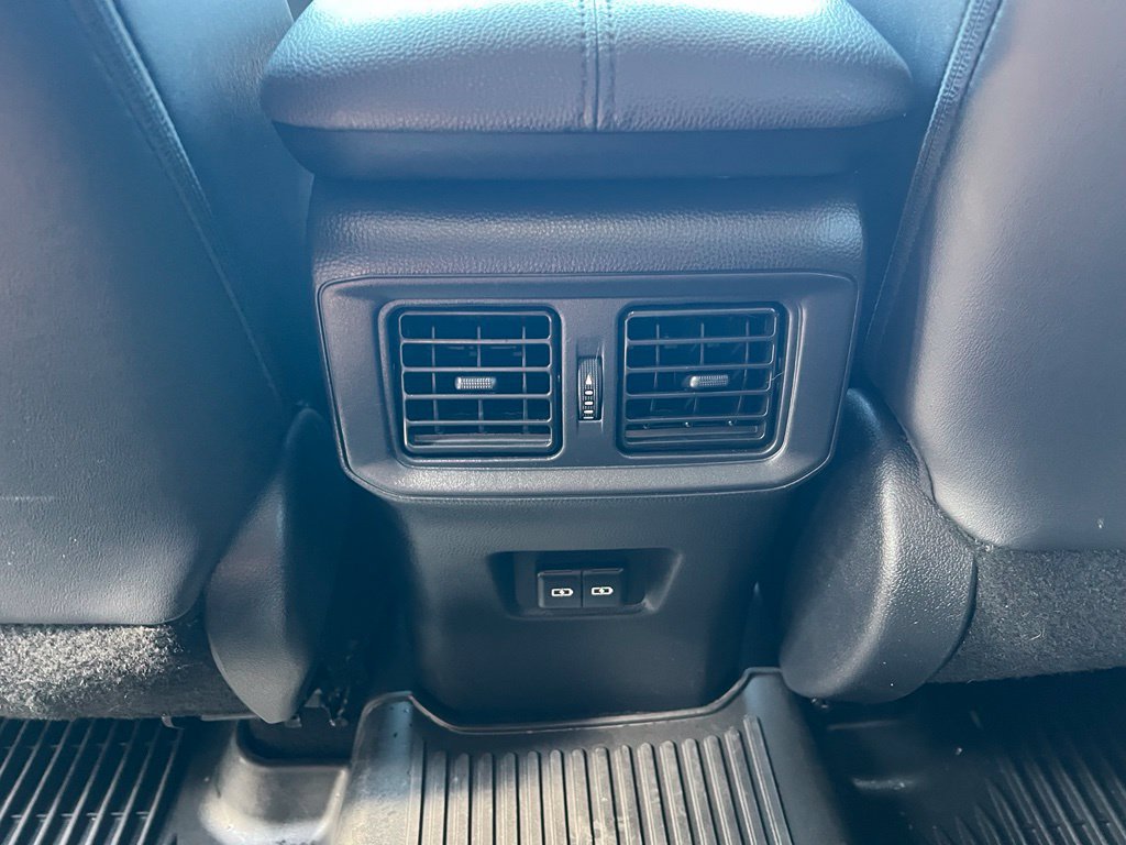 Used 2023 Toyota RAV4 XLE Premium AWD/4WD image 23