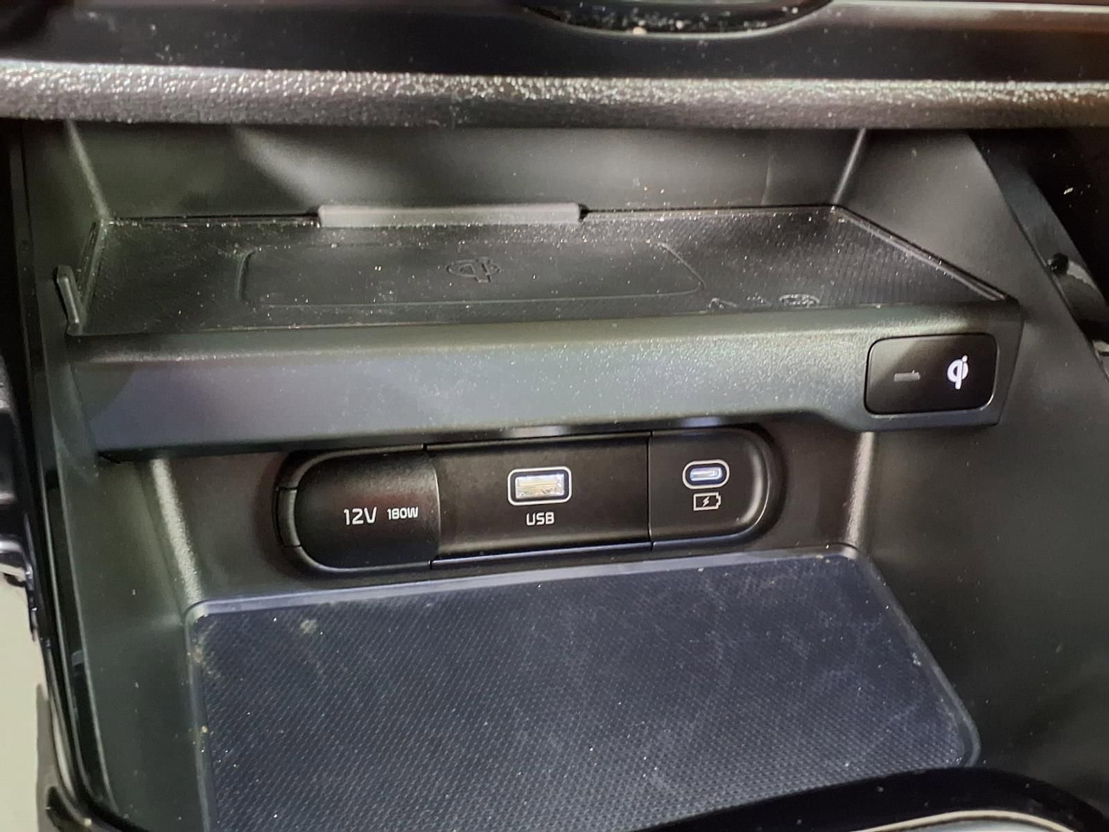 Used 2024 Kia Soul EX w/ Option Group 015 FWD image 23