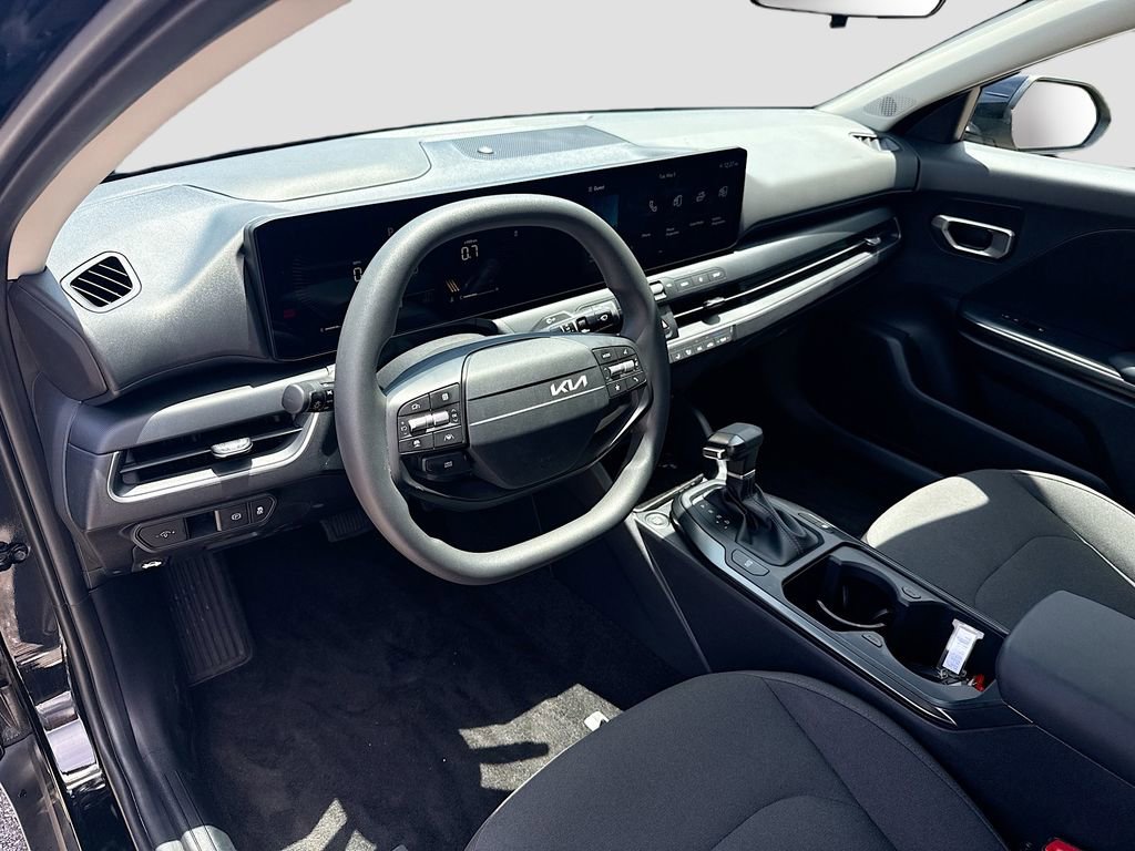 Used 2026 Kia K4 FWD image 10