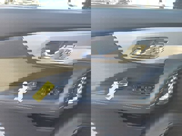 New 2025 Chevrolet Blazer LT w/ Midnight/Sport Edition FWD image 16