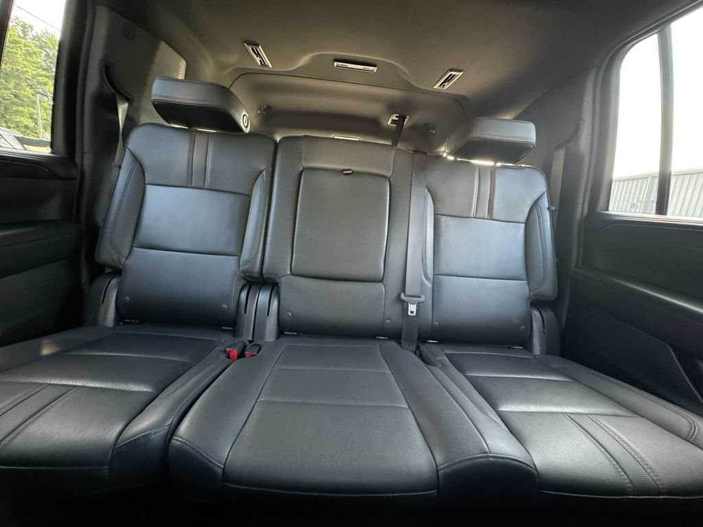 Used 2022 Chevrolet Suburban RST w/ Sport Performance Package AWD/4WD image 34