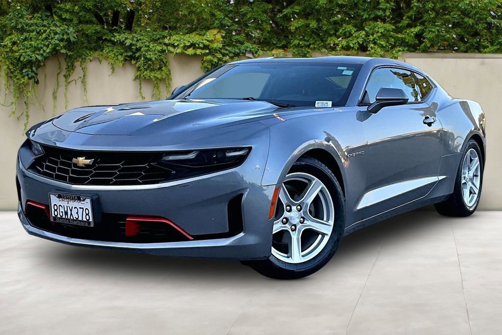 Used 2019 Chevrolet Camaro LT w/ LPO, Camaro Logo Package RWD image 3