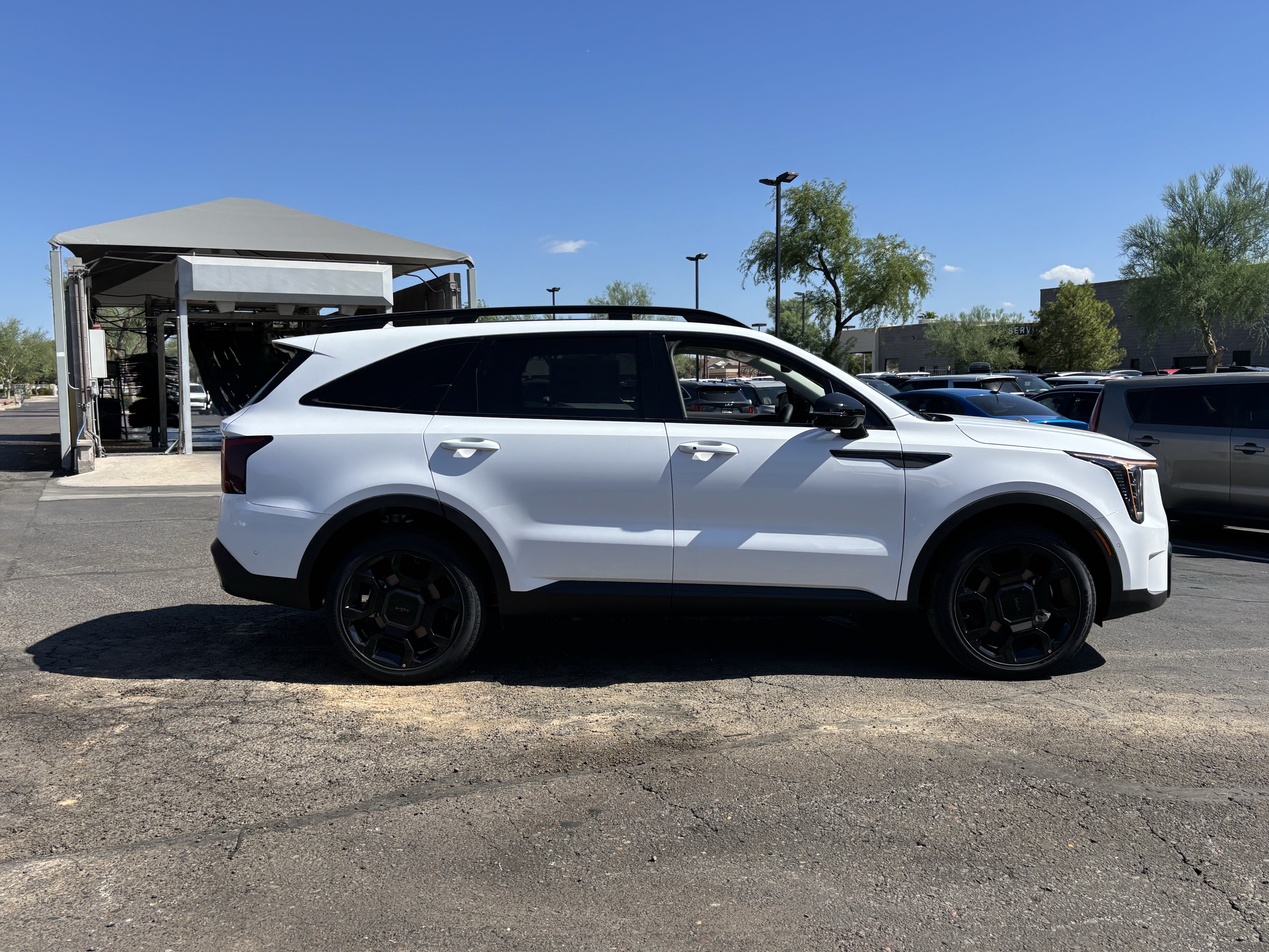 New 2026 Kia Sorento SX AWD/4WD image 2