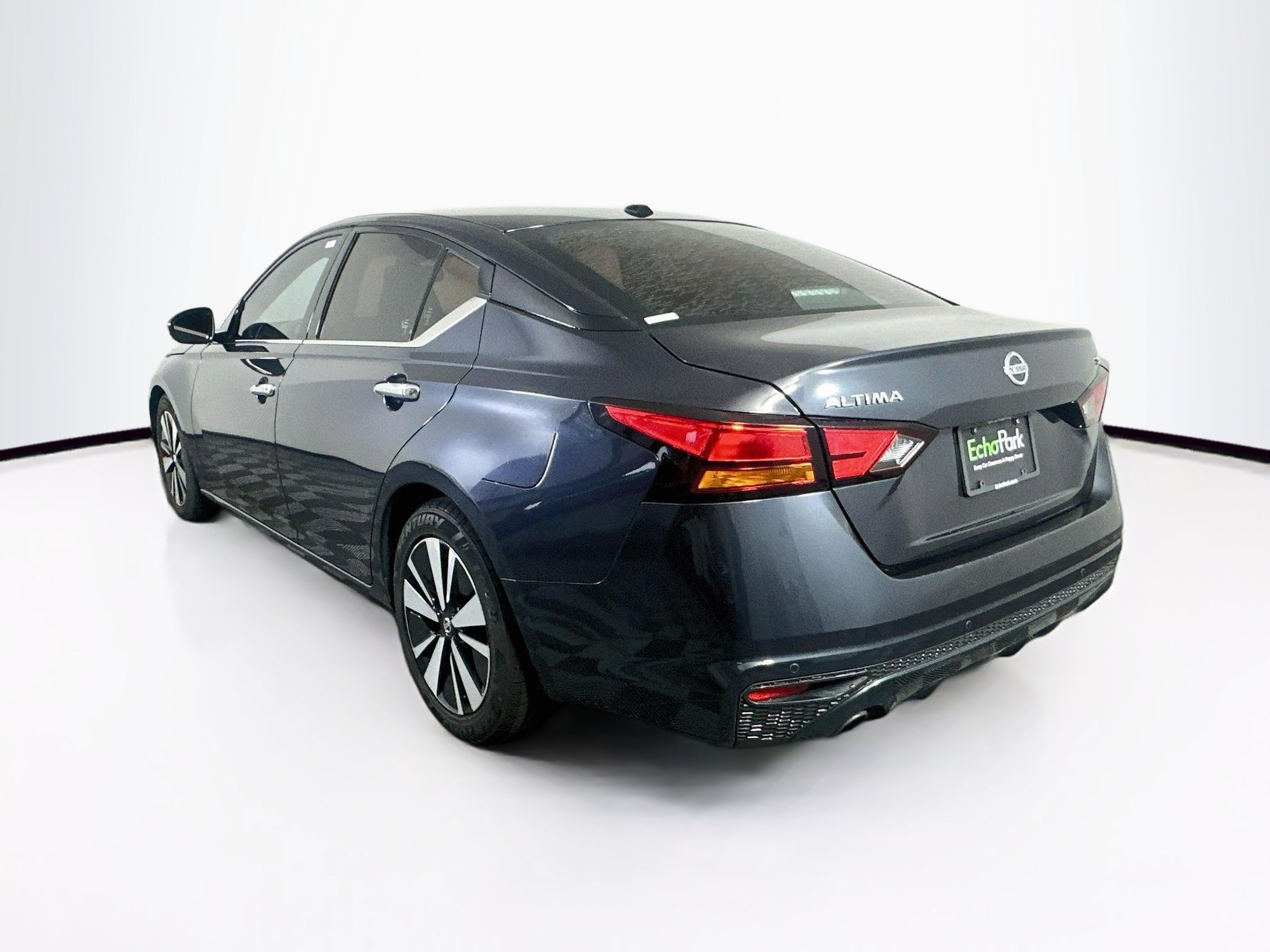 Used 2019 Nissan Altima 2.5 SL FWD image 5