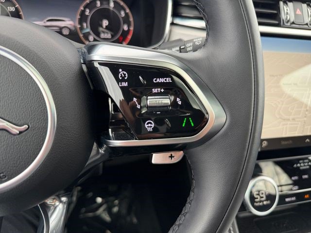 Used 2025 Jaguar F-PACE R-Dynamic S AWD/4WD image 28