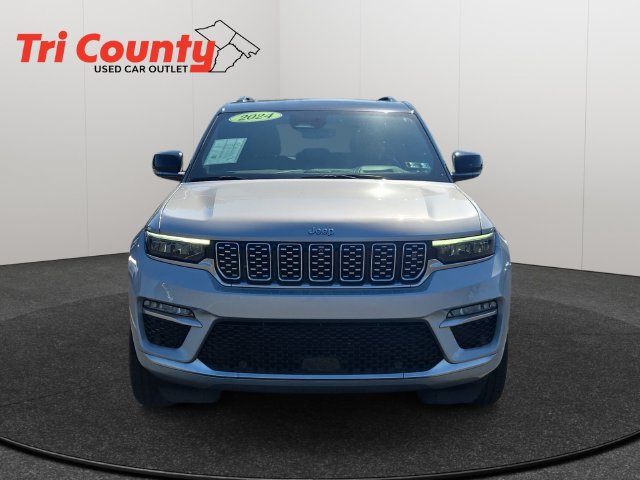 Used 2024 Jeep Grand Cherokee Summit AWD/4WD image 2