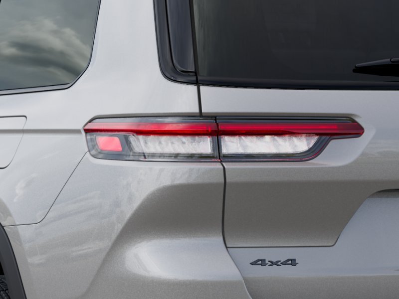 New 2025 Jeep Grand Cherokee L Altitude AWD/4WD image 31