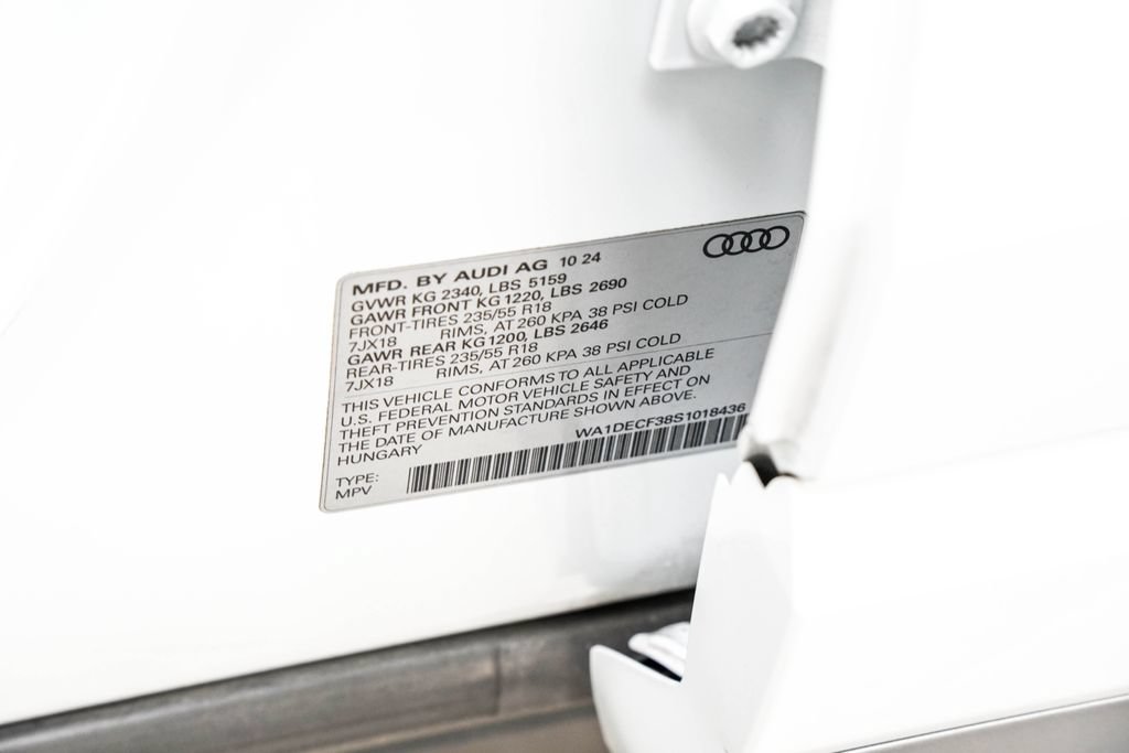 Used 2025 Audi Q3 2.0T Premium AWD/4WD image 48