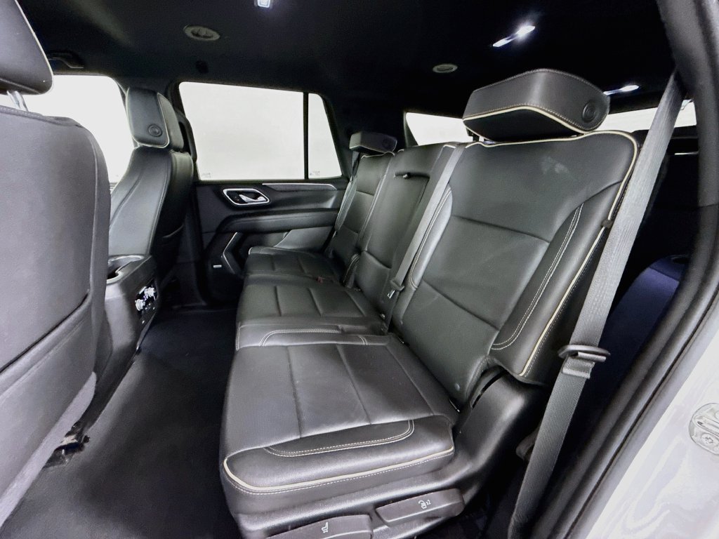 Used 2024 GMC Yukon SLT RWD image 23