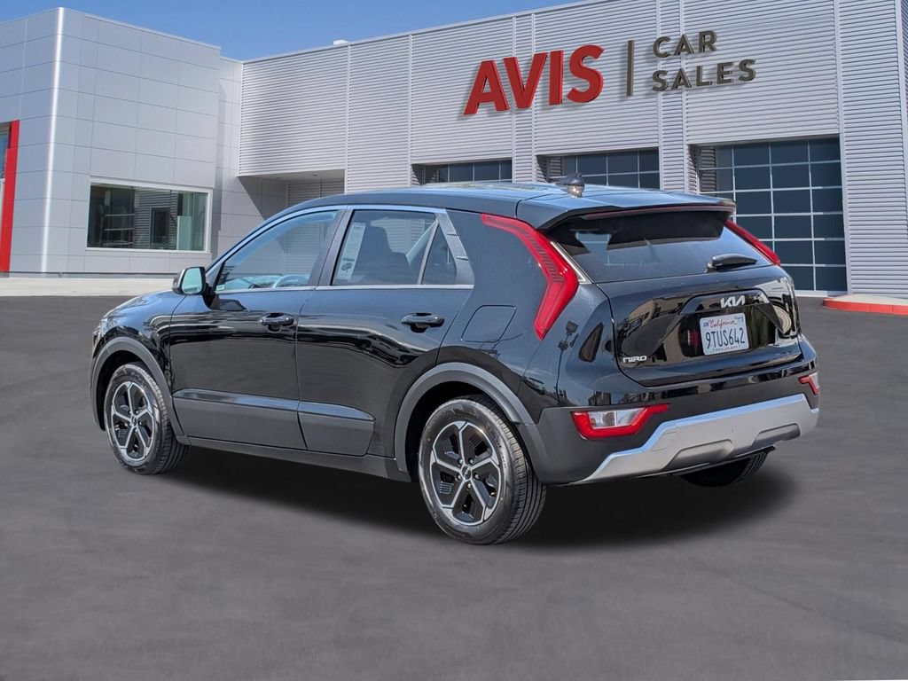 Used 2025 Kia Niro LX FWD image 9