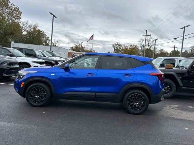 Used 2024 Kia Seltos LX AWD/4WD image 23